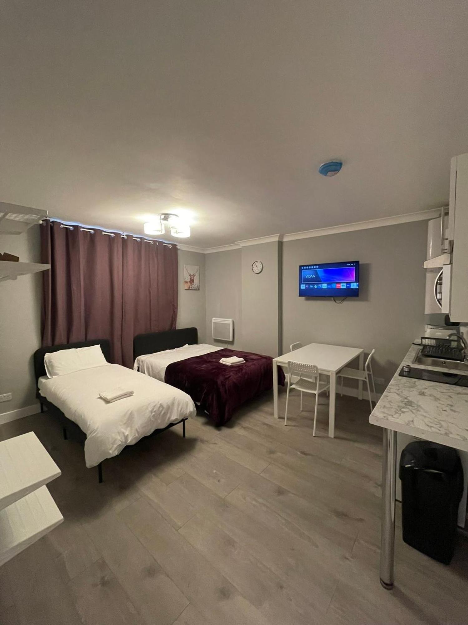 לונדון Westminster Inn מראה חיצוני תמונה